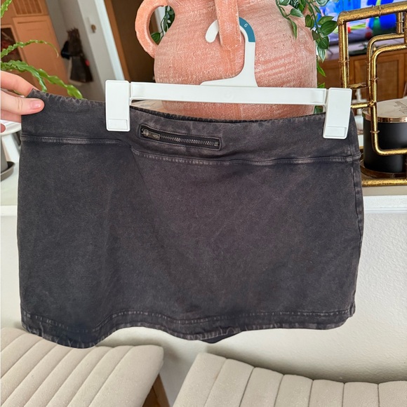 Free People Black Athletic Skort with Logo - Picture 4 of 8